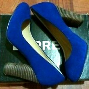 EXPRESS Cobalt 4" high heel shoes Size 8